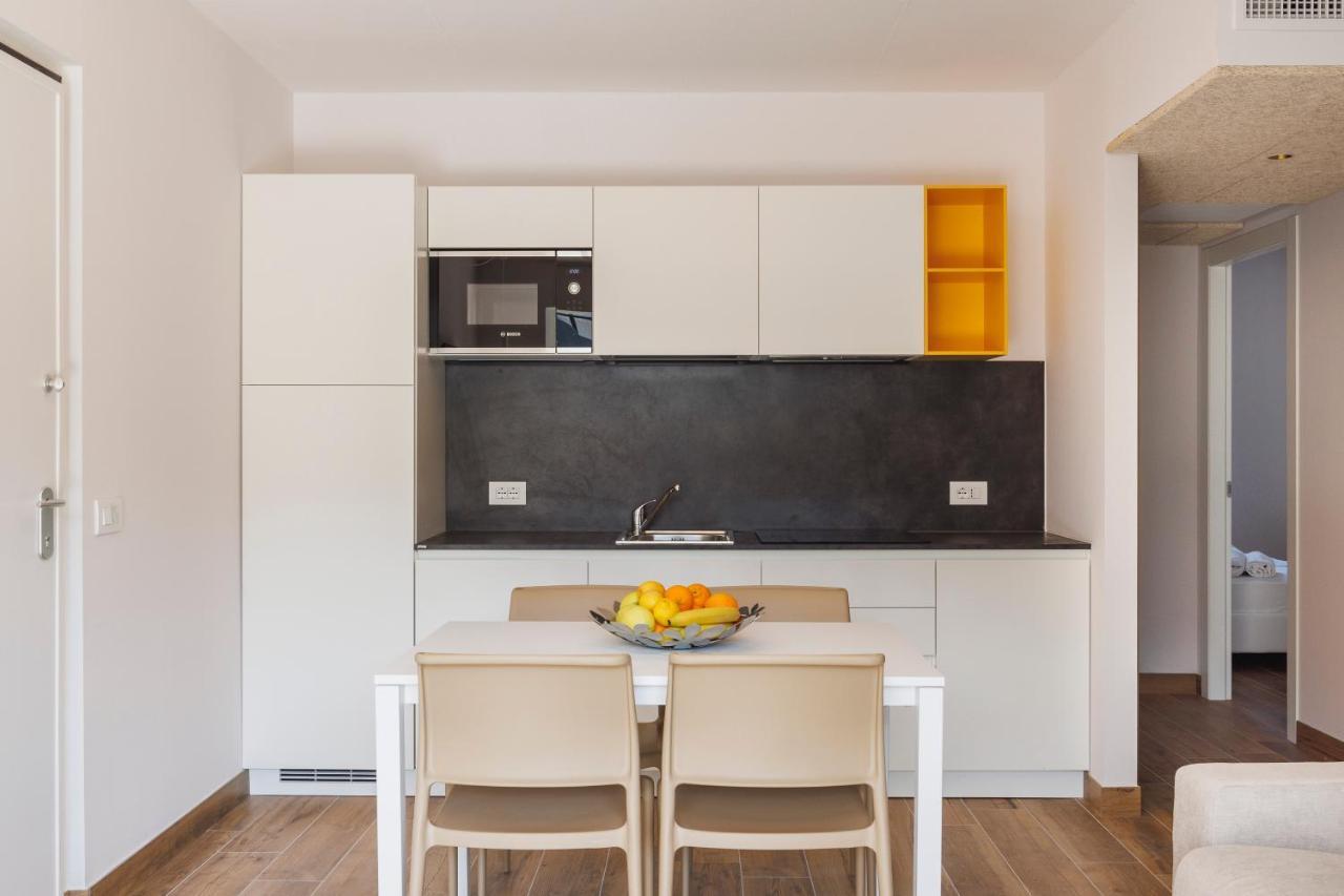 Lake Side Suites Riva del Garda Exterior photo